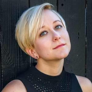 Meet your Posher, Jana